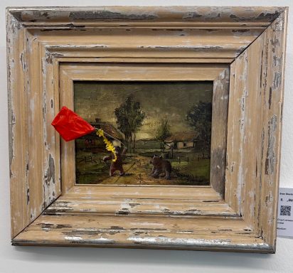 Spielende Bärenkinder mit Flugdrachen